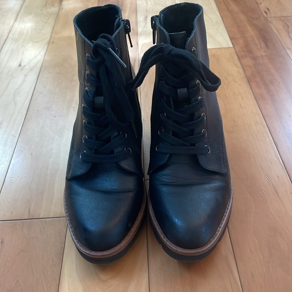 Naturalizer black boots - Picture 2 of 9